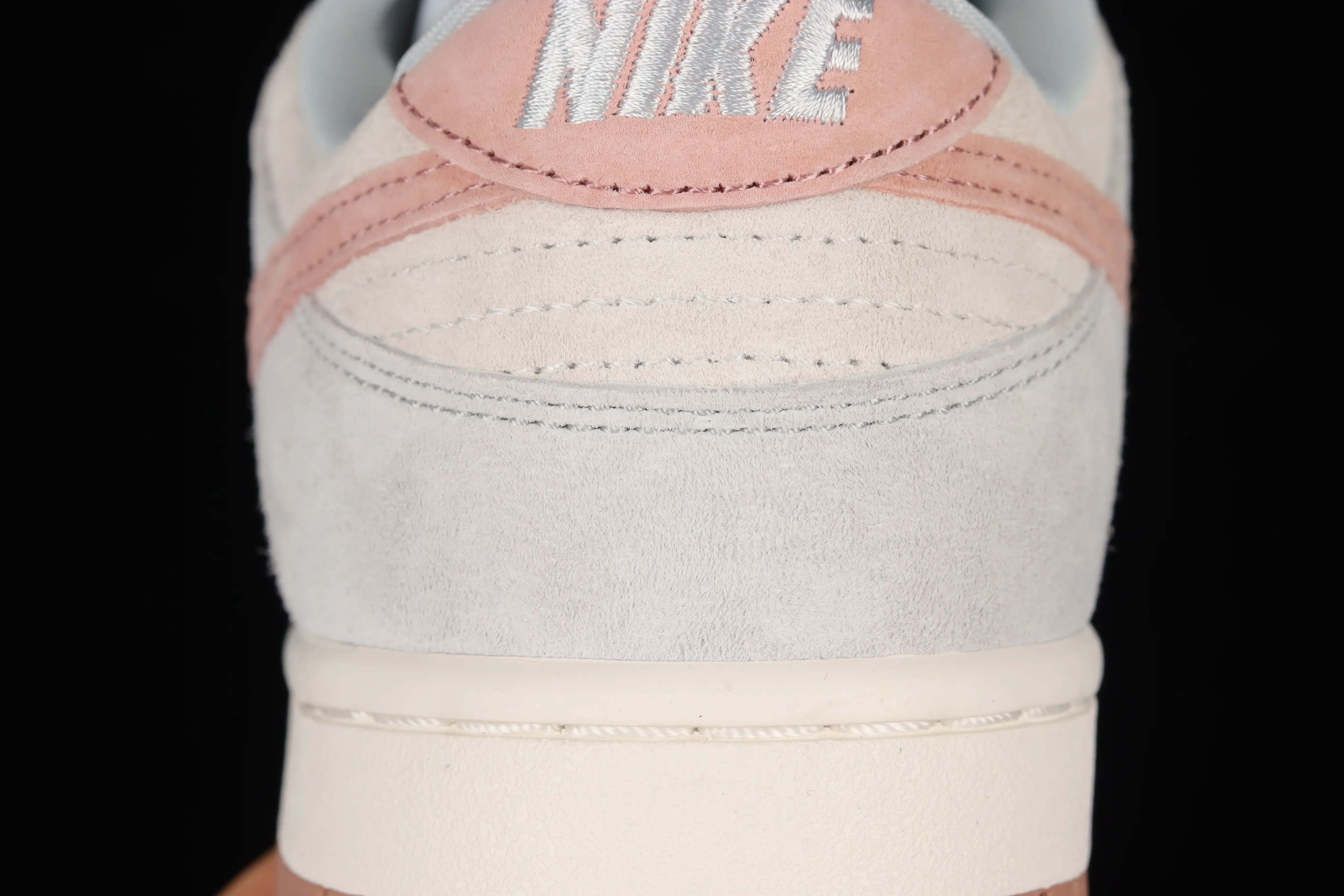 All Categories Nk SB Dunk Series Nk SB Dunk Low Low-top Sneakers F Version Nk Dunk SB Low Pink Rose SB Dunk Series Low-top Casual Sports Skateboard Shoes DH7577-001